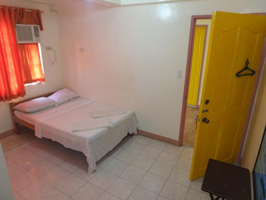 Constrell Pension House Tagbilaran Eksteriør billede