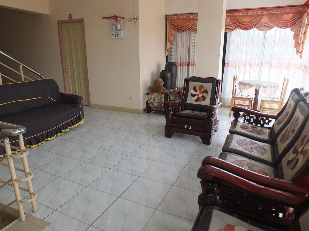 Constrell Pension House Tagbilaran Eksteriør billede