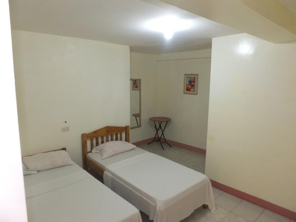 Constrell Pension House Tagbilaran Eksteriør billede