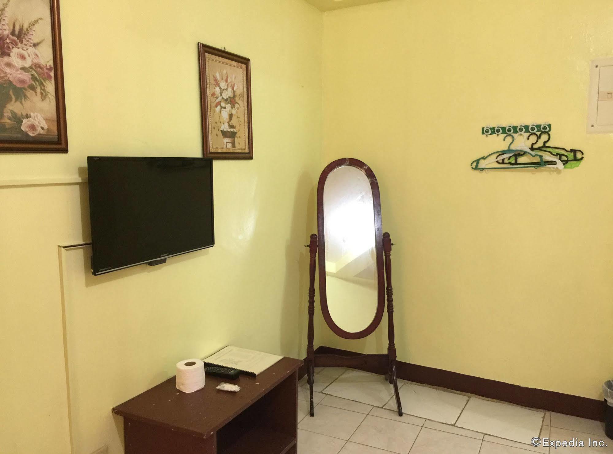 Constrell Pension House Tagbilaran Eksteriør billede