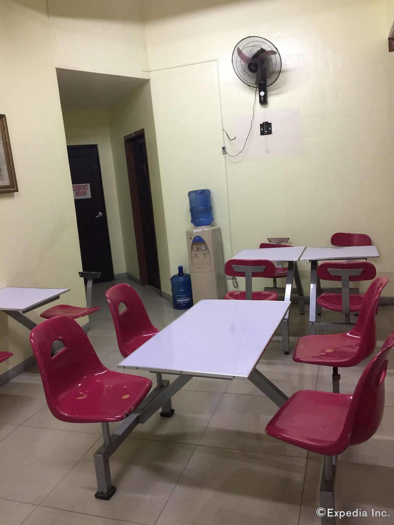 Constrell Pension House Tagbilaran Eksteriør billede